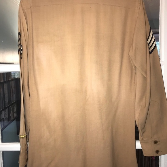 GUC Vintage Army Sergeant’s Shirt. This is an official Army issued shi… - Picture 12 of 16